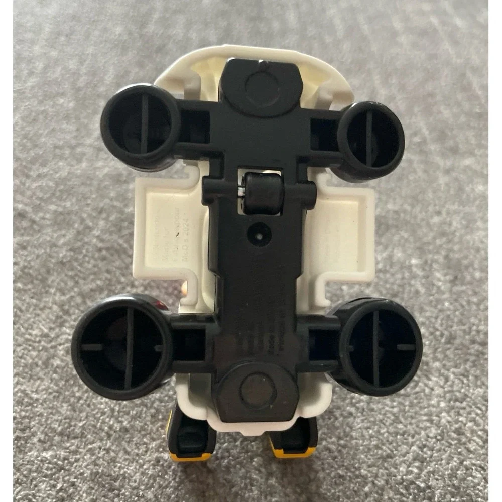 McDonald's Nintendo Mario Kart toy figure car‎